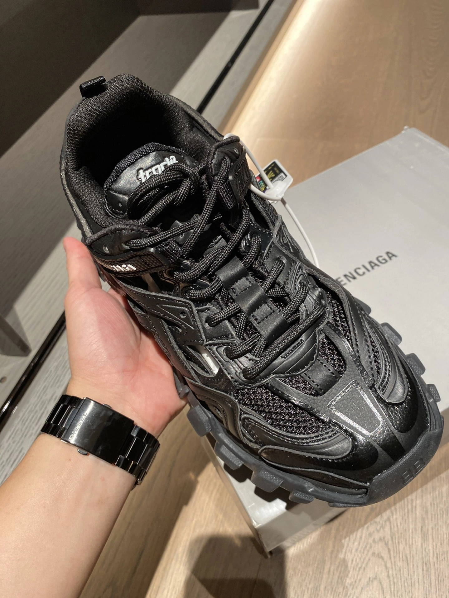 OOBB-- 4.0 track2 568615W2MA11000 item:C-X03K0424V
